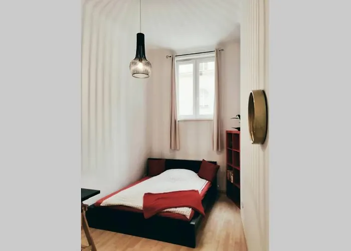 Apartment Amadeus - Tram Station To The Opera 2 Mins Away
